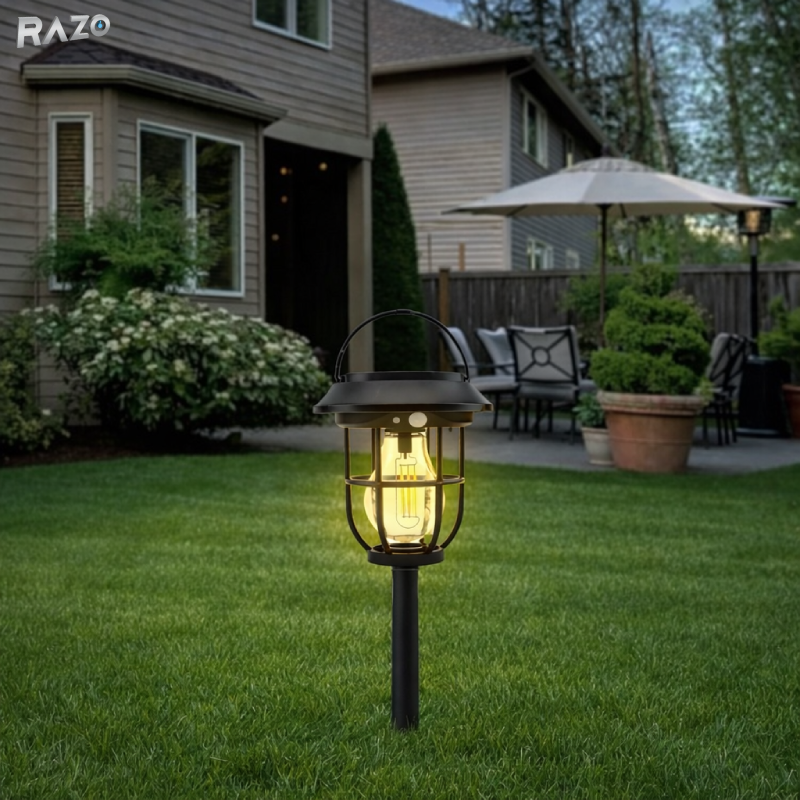 Set 4 lampi solare gradina cu incarcare automata RAZO, Rezistente exterior, LED, Iluminat ambiental exterior, 14,5x12,9x14,1 cm