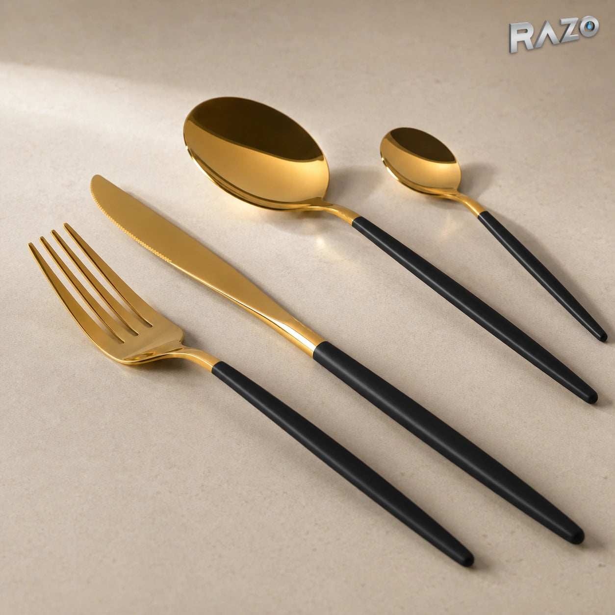 Set de tacâmuri Luxury Collection, 24 de piese din inox, negru cu auriu