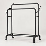 Suport dublu pentru haine cu raft inferior și roți, capacitate 68 kg, 110 × 55 × 150 cm, metal vopsit, negru - imagine produs 1