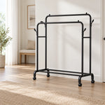 Suport dublu pentru haine cu raft inferior și roți, capacitate 68 kg, 110 × 55 × 150 cm, metal vopsit, negru - imagine produs 3