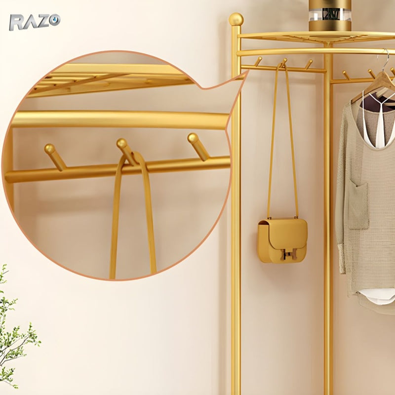 Cuier de colt cu roti RAZO, Metalic, Suport haine multifunctional, Design compact, Economisire spatiu, Stabil, Rezistent, Stil modern vintage, 40x40x160 cm, Auriu inchis
